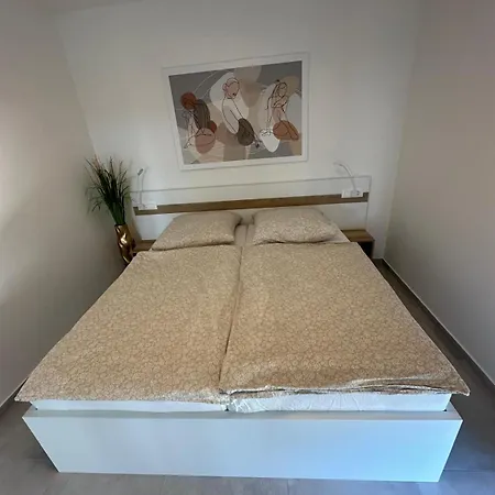 Apartman Eden Apartment